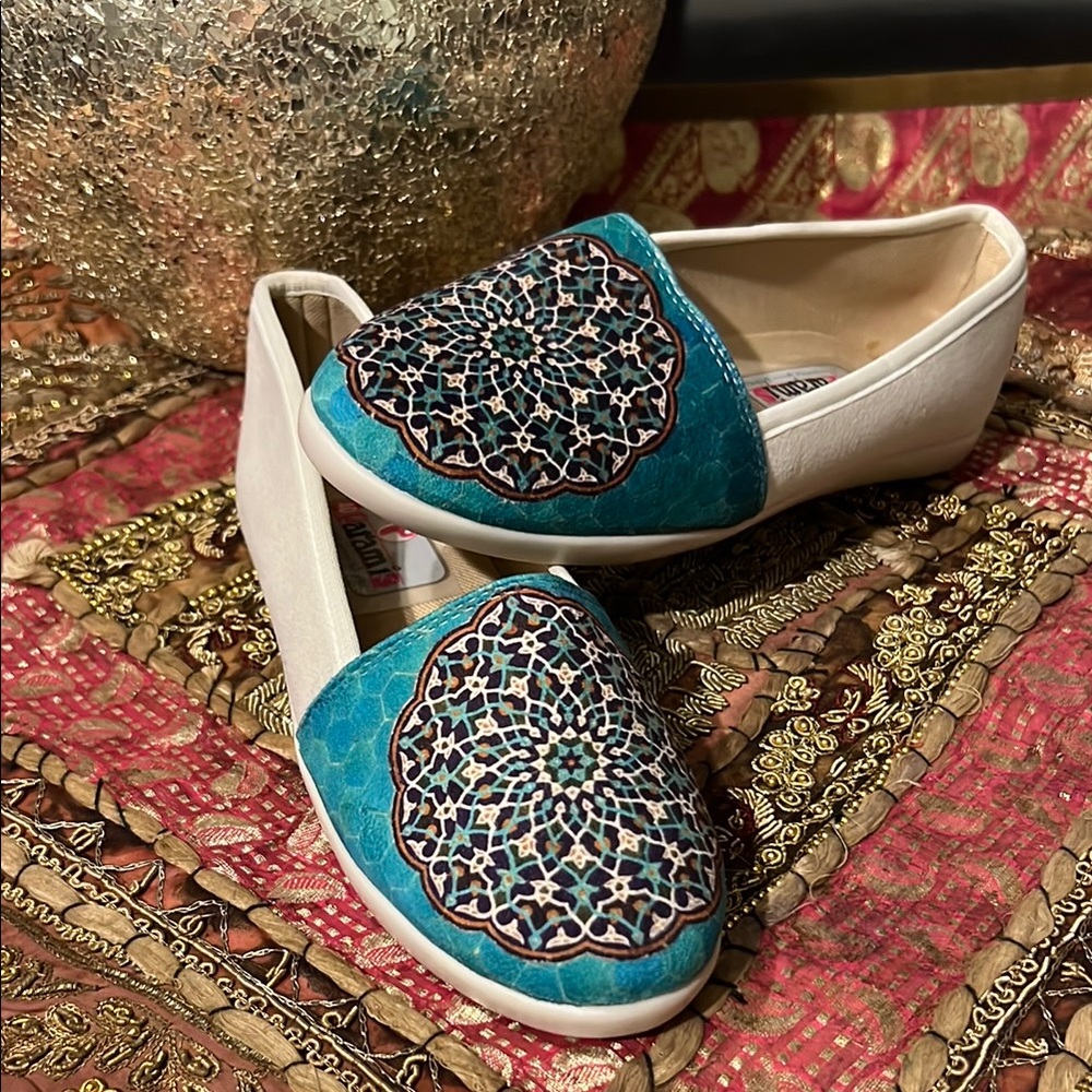 Blue and White Flats